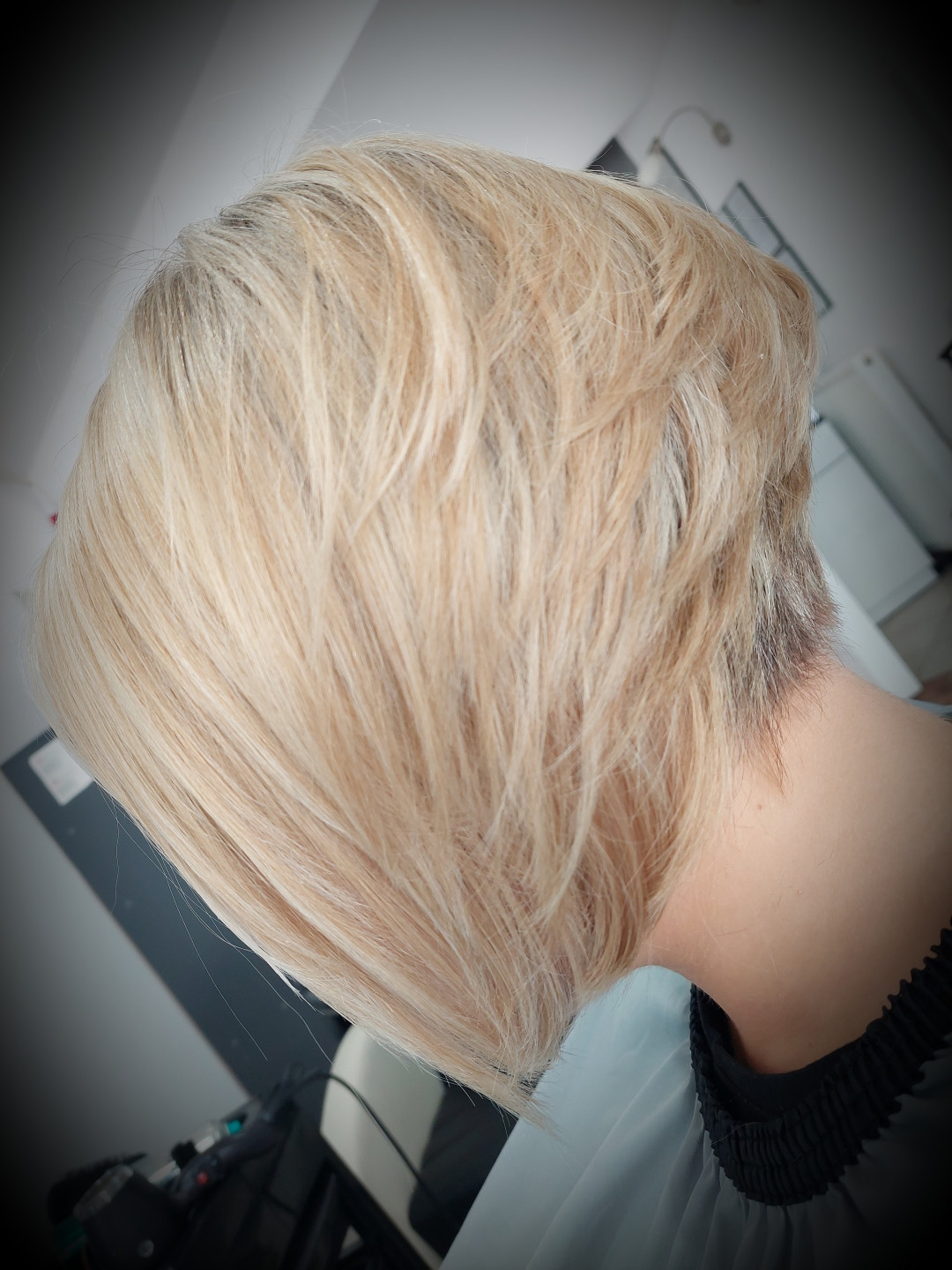 Pramenovi na foliju - kosa srednje dužine - Frisco, Sarajevo Pramenovi Frizerski saloni Pramenovi, Sarajevo, Centar - Stari Grad