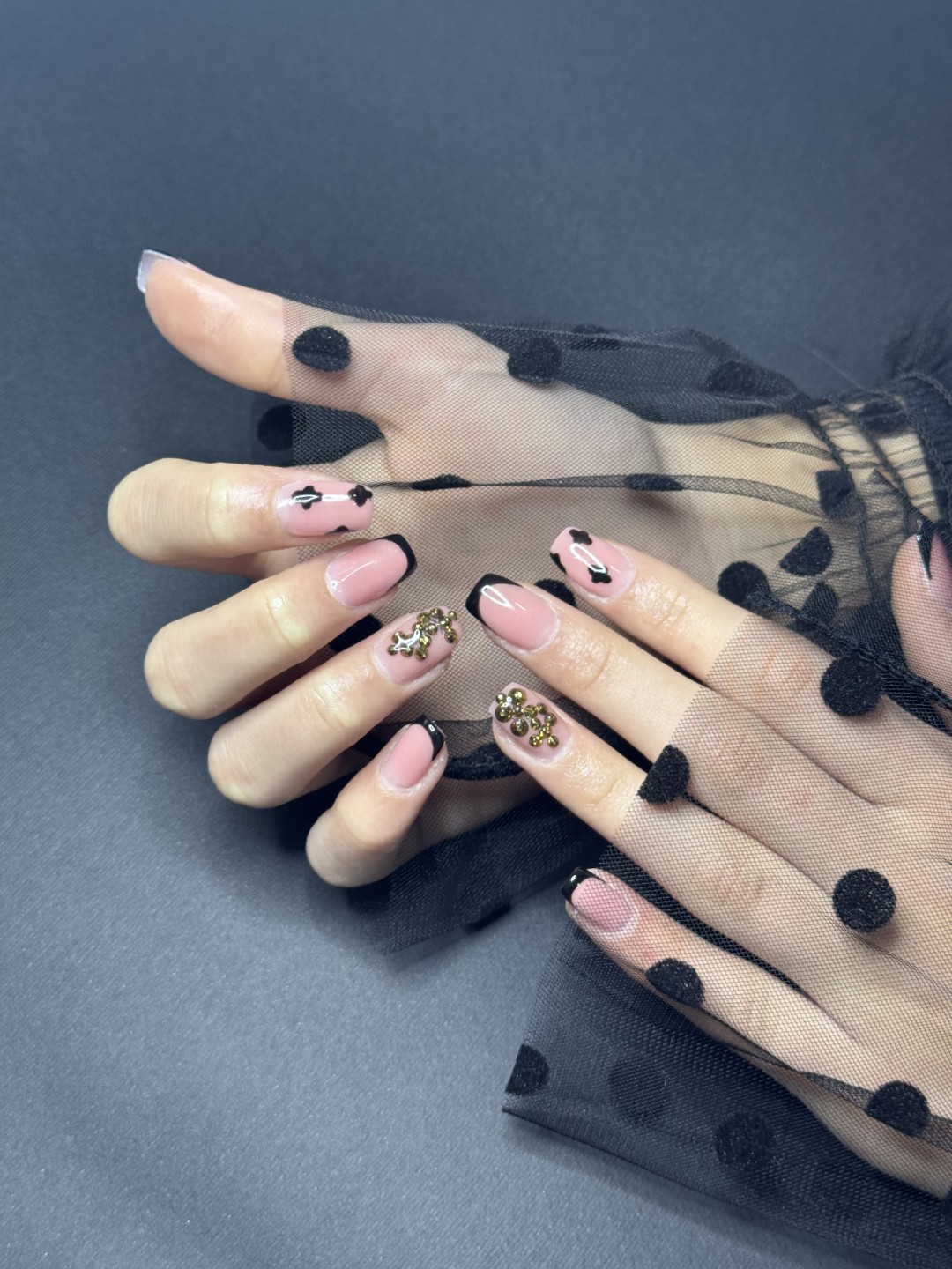 Nadogradnja noktiju tipsama S/M - Akademija Ljepote Dalila - Baščaršija, Sarajevo Nadogradnja noktiju Nokti Nadogradnja noktiju, Sarajevo, Centar - Stari Grad