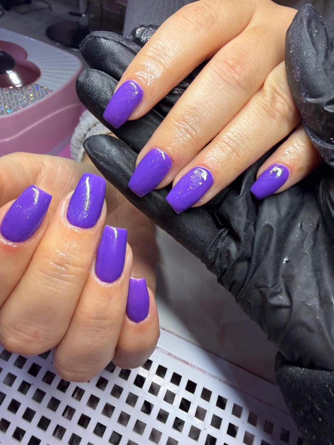 Poezija ljepote #sarajevo Ojačavanje noktiju Gel na prirodne nokte - boja