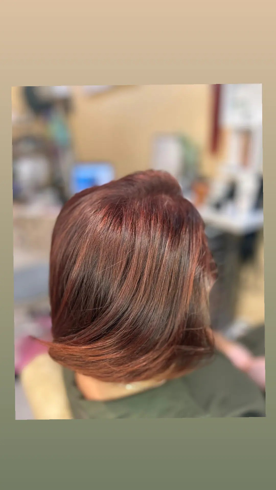 Poezija ljepote #sarajevo Farbanje kose Farbanje cijele dužine + pranje kose + feniranje - kratka kosa