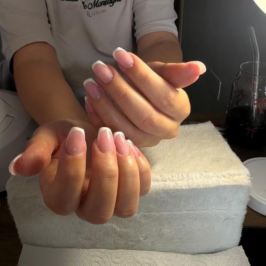 Tajne jednog beauty salona #sarajevo Nadogradnja noktiju Nadogradnja noktiju Gel x tipsa + french / 
