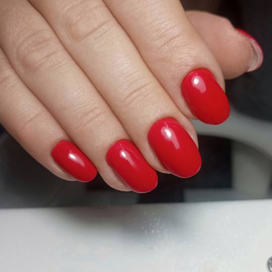 Lovely Em salon & head spa #sarajevo Ojačavanje noktiju Trajni lak/gel/rubber baza - M dužina