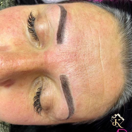 AEsthetic Bar Academy #sarajevo Trajna šminka Puder obrve