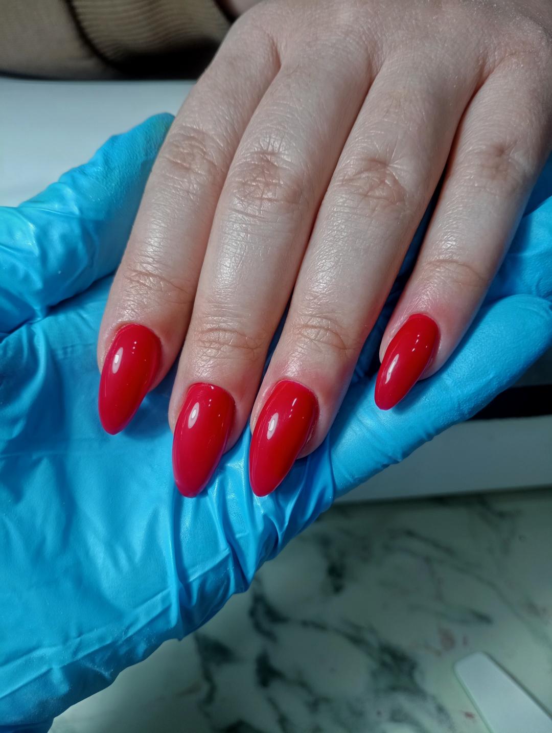 Lovely Em salon & head spa #sarajevo Manikir Korekcija noktiju - M dužina