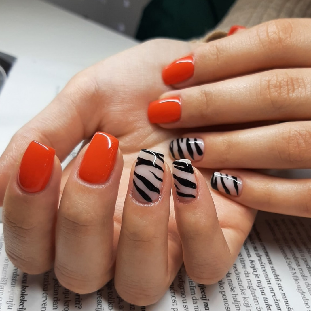 Trajni lak - ruke - La Vie beauty centar, Sarajevo Gel lak Nokti Gel lak, Sarajevo, Centar - Stari Grad