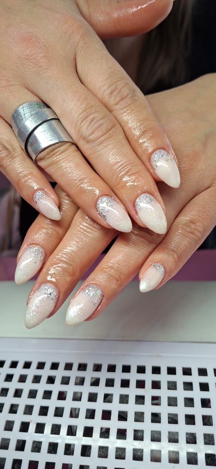 Poezija ljepote #sarajevo Ojačavanje noktiju Gel na prirodne nokte - boja