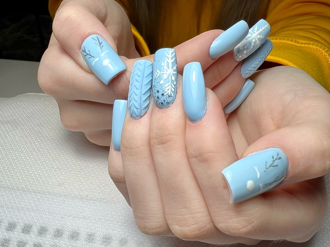 La Crème Beauty Studio #sarajevo Izlivanje noktiju Izlivanje noktiju gelom - L dužina