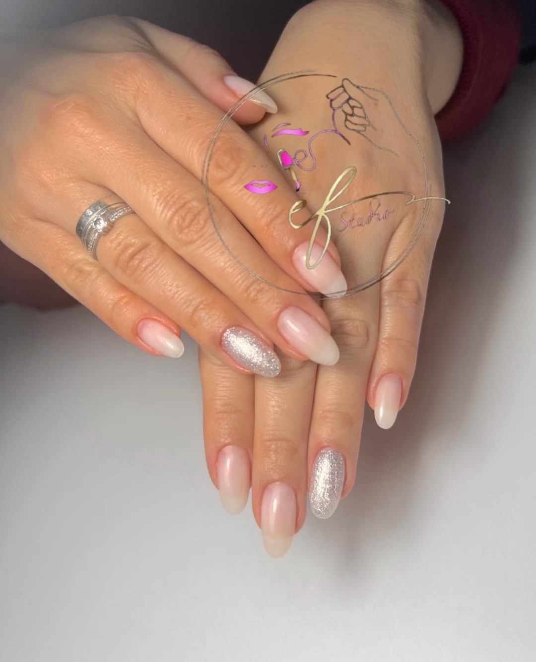 Studio ef #sarajevo Manikir Gel na prirodne nokte- srednji nokti