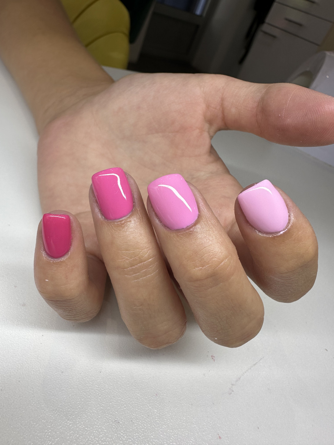 CND Trajni lak - ruke - La Vie beauty centar, Sarajevo Gel lak Nokti Gel lak, Sarajevo, Centar - Stari Grad