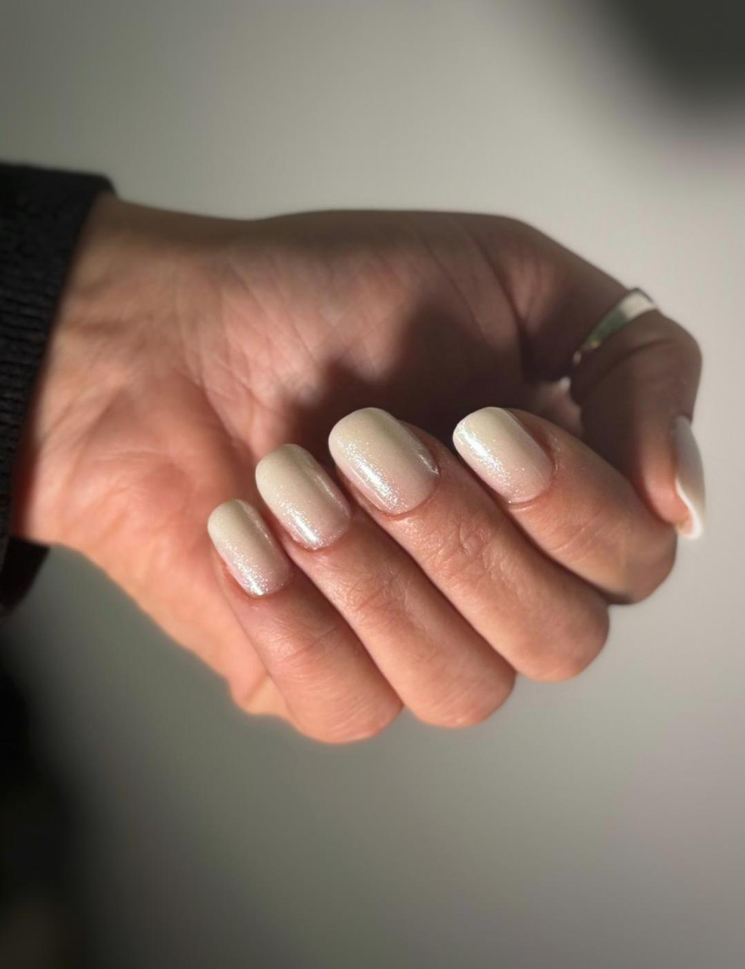 Nadogradnja noktiju dual tipsama - S dužina - Lovely Em salon & head spa, Sarajevo Manikir Nokti Manikir, Sarajevo, Novo Sarajevo - Novi Grad