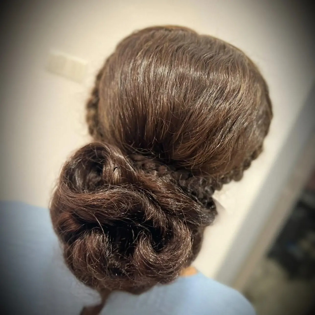 Svečana frizura složena - kratka kosa - Frisco, Sarajevo Svečane i frizure za svadbu Frizerski saloni Svečane i frizure za svadbu, Sarajevo, Centar - Stari Grad