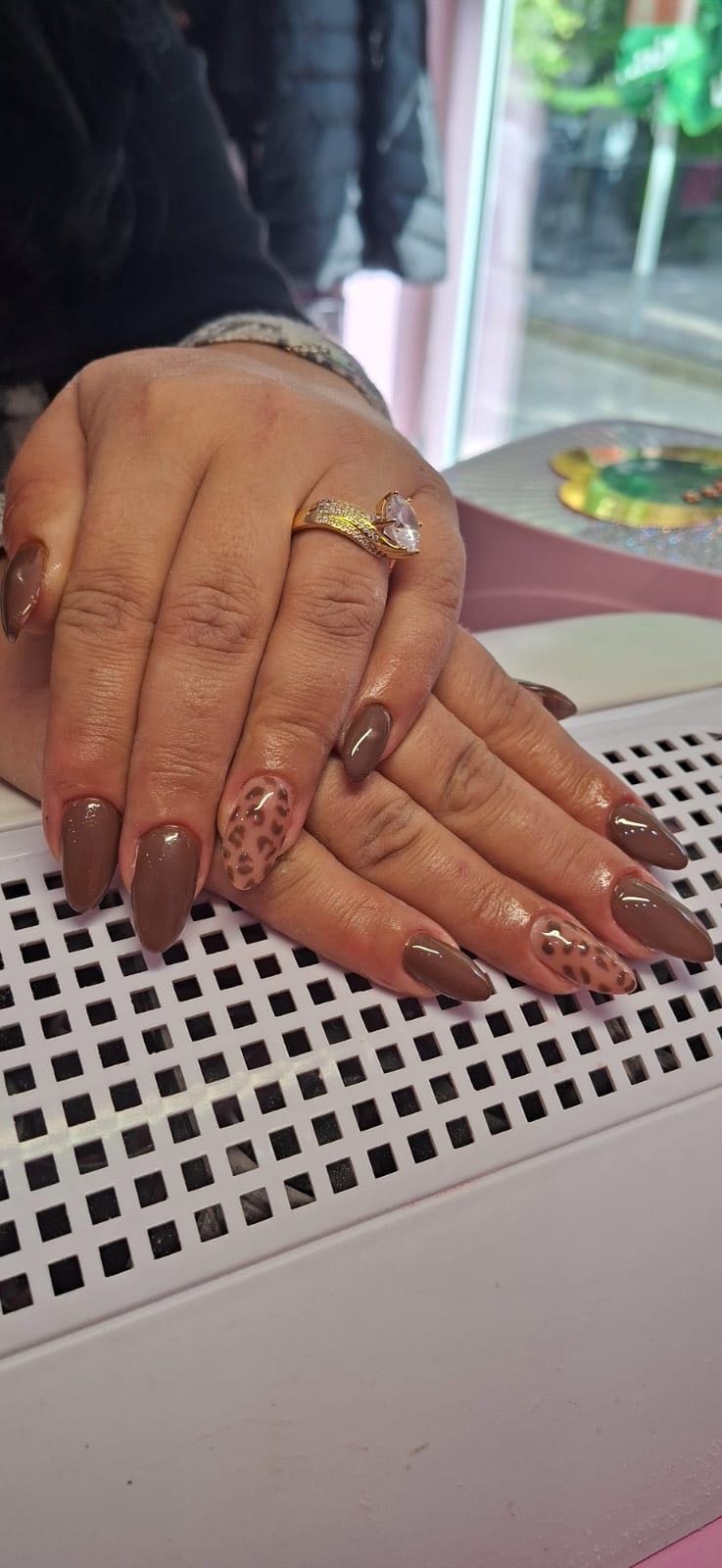 Poezija ljepote #sarajevo Ojačavanje noktiju Gel na prirodne nokte - boja