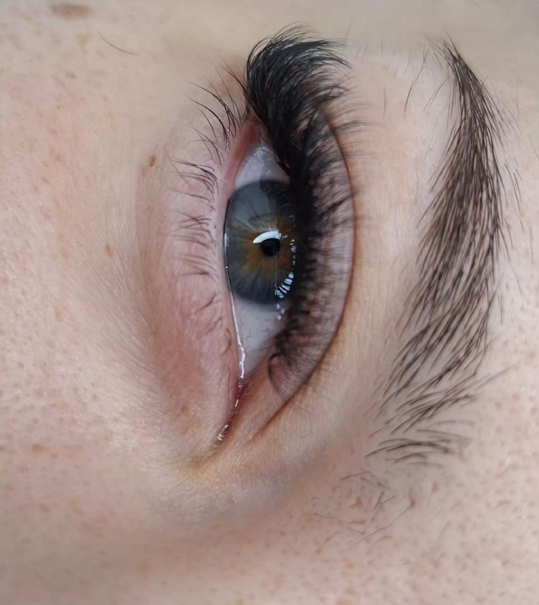 Poezija ljepote #sarajevo Nadogradnja trepavica Nadogradnja trepavica - ruski volumen