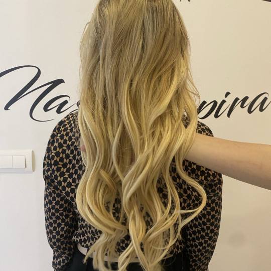 Allure #sarajevo Uvijanje, lokne i talasi Uvijanje kose - ekstra duga kosa