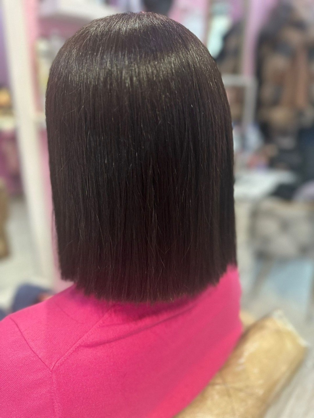 Poezija ljepote #sarajevo Farbanje kose Farbanje cijele dužine + žensko šišanje + feniranje - kosa srednje dužine