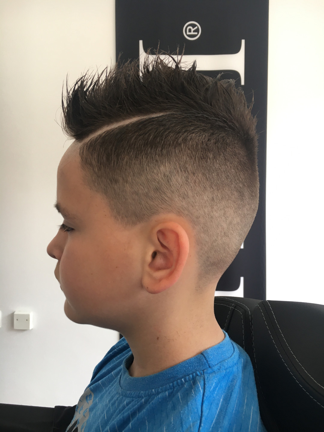 Muško šišanje - klasično - Frisco, Sarajevo Obrve Lice Obrve, Sarajevo, Centar - Stari Grad