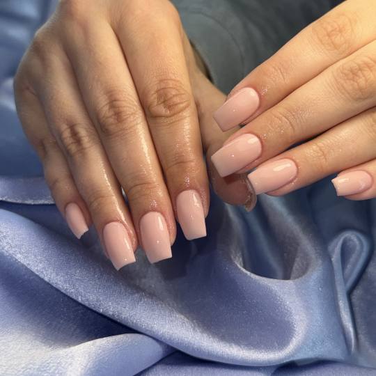 Idelle Studio #sarajevo Ojačavanje noktiju Korekcija gela