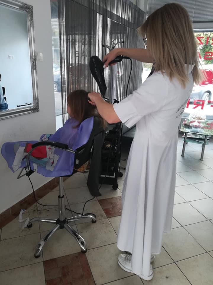 Žensko šišanje - kratka kosa - Frisco, Sarajevo Žensko šišanje Frizerski saloni Žensko šišanje, Sarajevo, Centar - Stari Grad