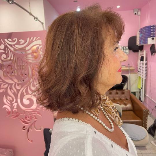 Poezija ljepote #sarajevo Farbanje kose Farbanje izrastka + žensko šišanje + feniranje na ravno -