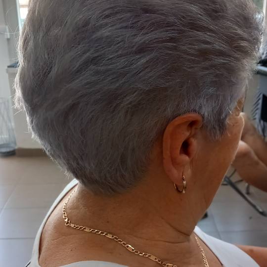 Snježana #sarajevo Feniranje i stilizovanje Feniranje na talase - duga kosa