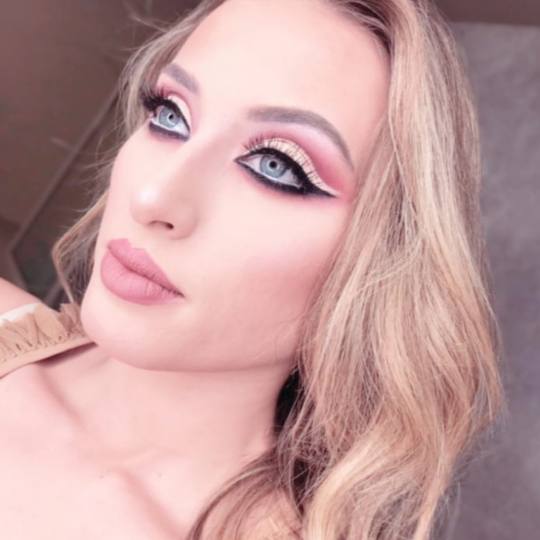 Allure #sarajevo Make-up / šminkanje Profesionalno šminkanje - večernja šminka