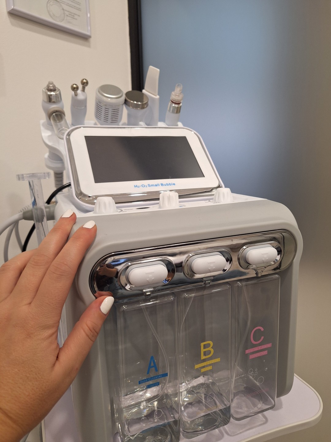 Salus #sarajevo Tretmani protiv bora Hydrofacial