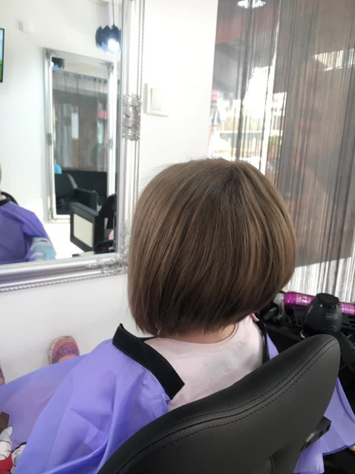 Žensko šišanje - kratka kosa - Frisco, Sarajevo Žensko šišanje Frizerski saloni Žensko šišanje, Sarajevo, Centar - Stari Grad