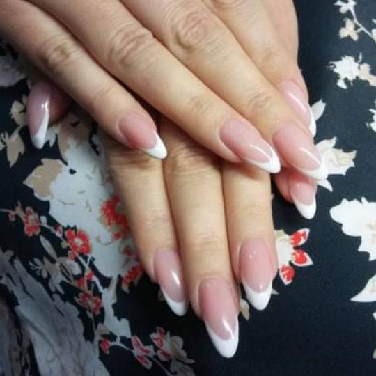 La Vie beauty centar #sarajevo Ojačavanje noktiju Geliranje prirodnih noktiju