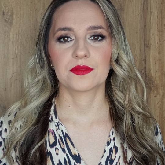 Lovely Em salon & head spa usluga