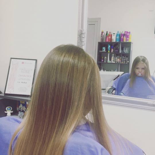 Frisco #sarajevo Žensko šišanje Žensko šišanje - kosa srednje dužine