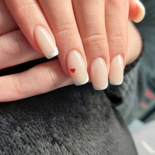 Artistic Beauty #sarajevo Ojačavanje noktiju Geliranje prirodnih noktiju