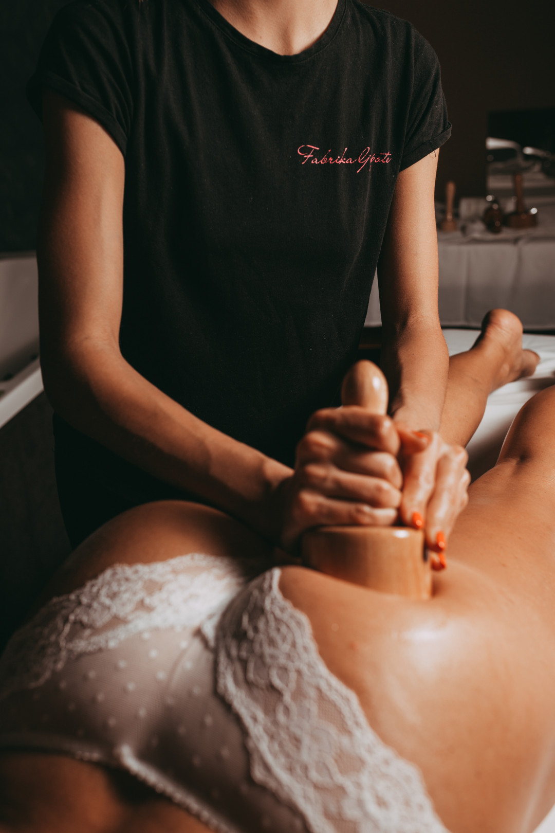 Combo M paket - maderoterapija cijelo tijelo - Fabrika ljepote, Sarajevo Anticelulit masaža Masaža Anticelulit masaža, Sarajevo, Istočno Sarajevo