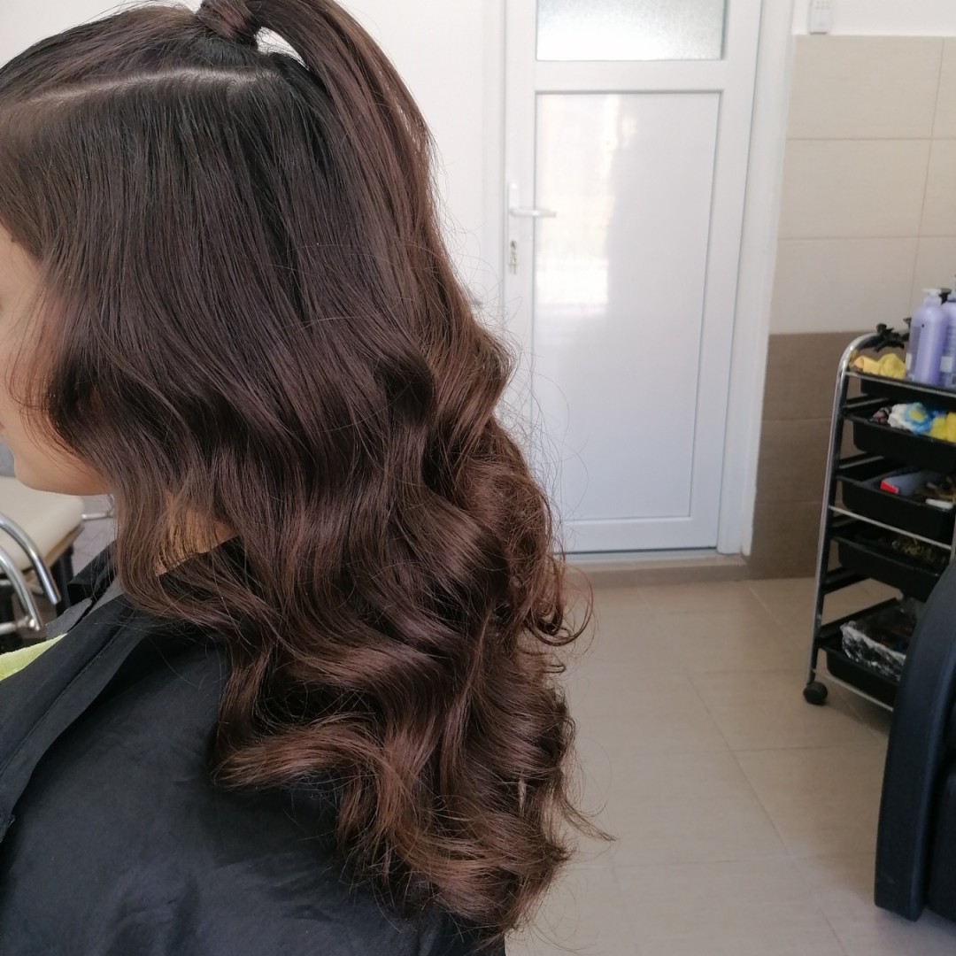 Snježana #sarajevo Feniranje i stilizovanje Feniranje na talase - duga kosa