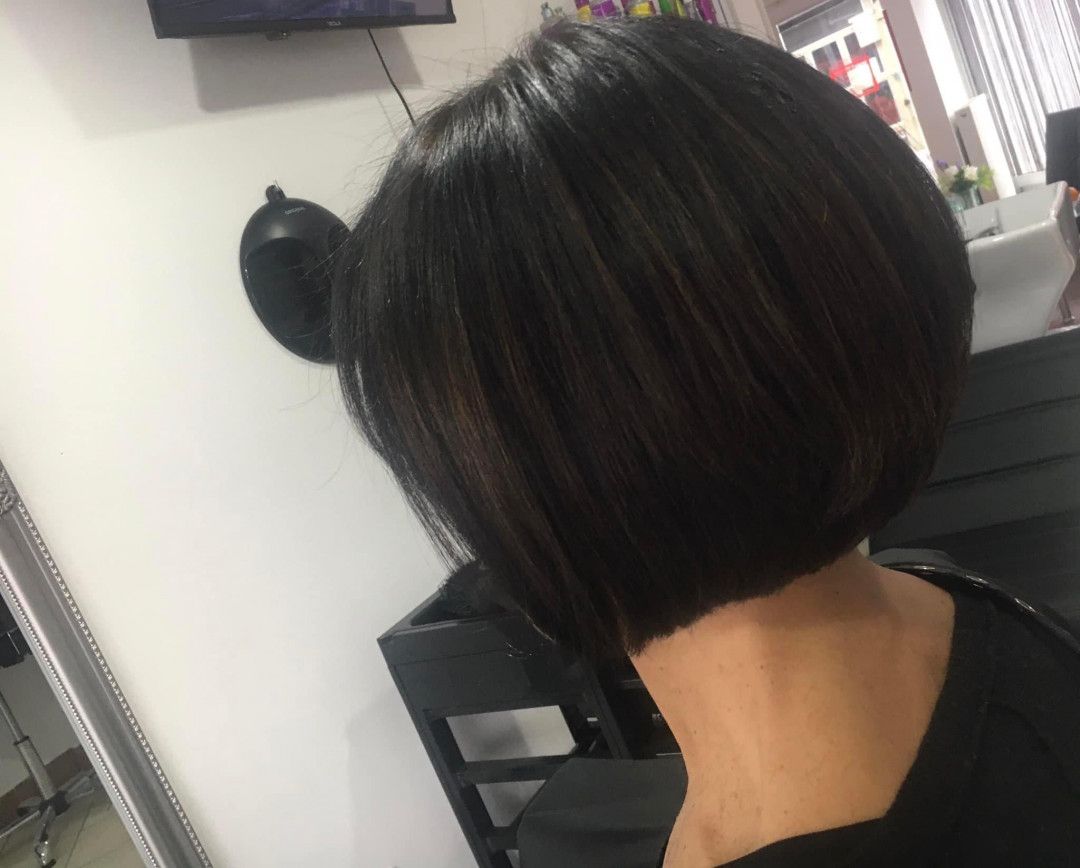 Žensko šišanje - kosa srednje dužine - Frisco, Sarajevo Žensko šišanje Frizerski saloni Žensko šišanje, Sarajevo, Centar - Stari Grad