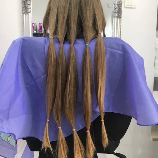 Frisco #sarajevo Žensko šišanje Žensko šišanje - kratka kosa Doniranje kose