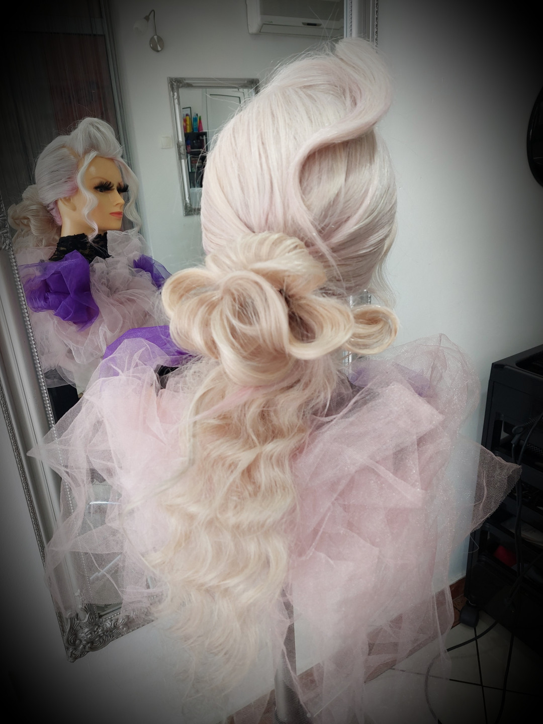 Svečana frizura složena - kratka kosa - Frisco, Sarajevo Svečane i frizure za svadbu Frizerski saloni Svečane i frizure za svadbu, Sarajevo, Centar - Stari Grad