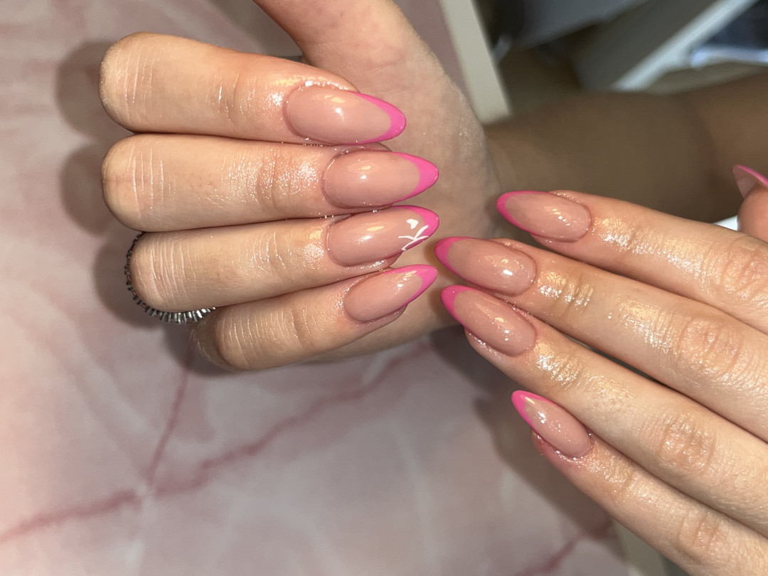 Beauty Studio Maida #tuzla Izlivanje noktiju