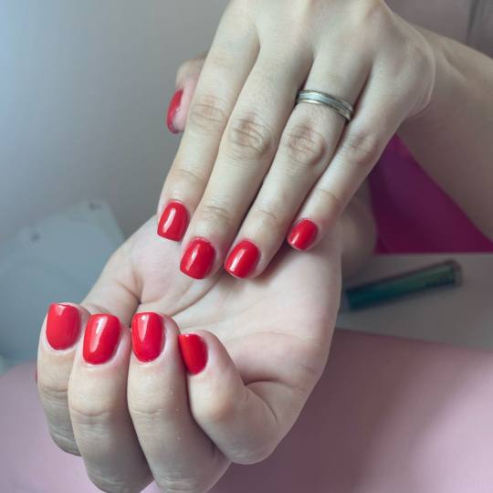 Shine #sarajevo Manikir Kombinovana manikura + geliranje prirodnih noktiju