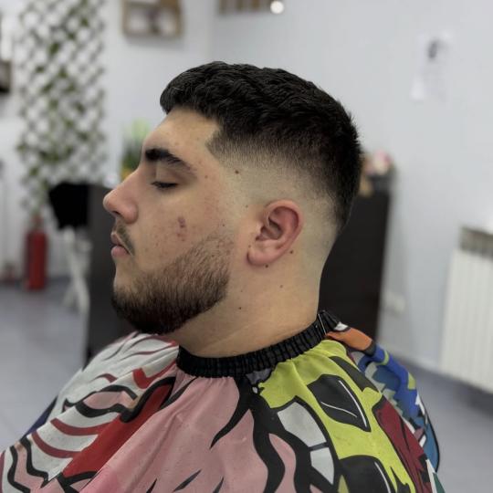 Džana #sarajevo Muško šišanje Muško šišanje - fade Šišanje i oblikovanje brade