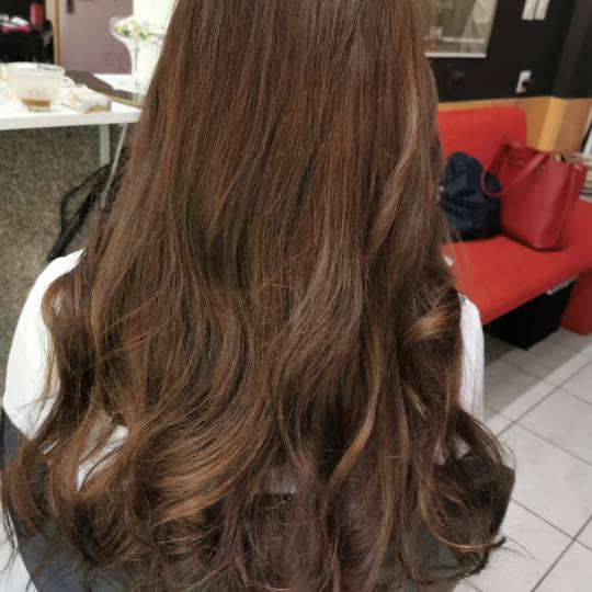 Uno by Amra Gegaj #sarajevo Farbanje kose Farbanje izrastka - duga kosa