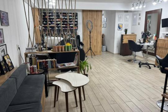 Frizersko-kozmetički salon (samo za dame - hijab friendly!) Lovely Em salon & head spa Sarajevo